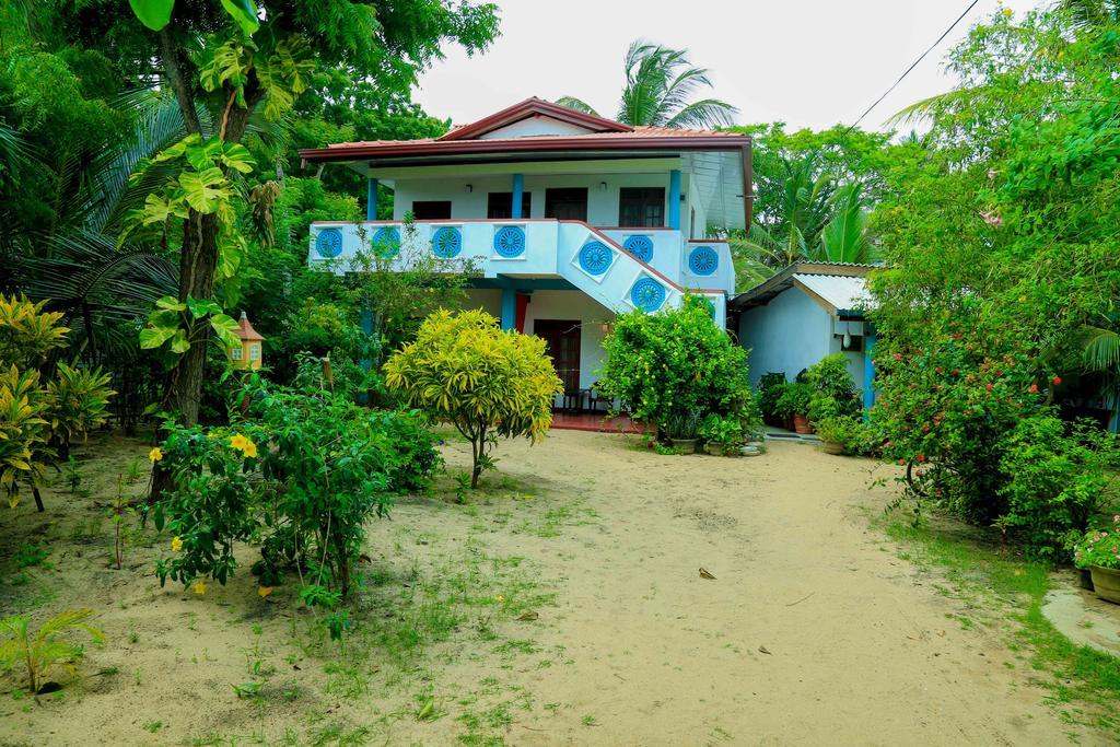 Mallika Guest House Tangalle Exterior photo