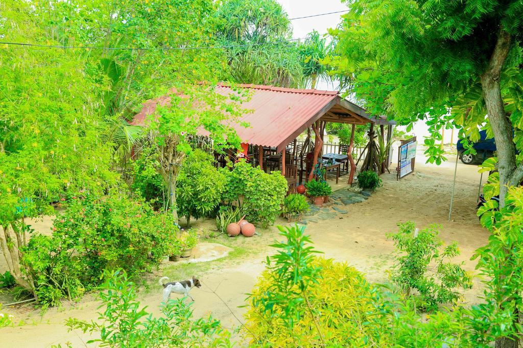 Mallika Guest House Tangalle Exterior photo